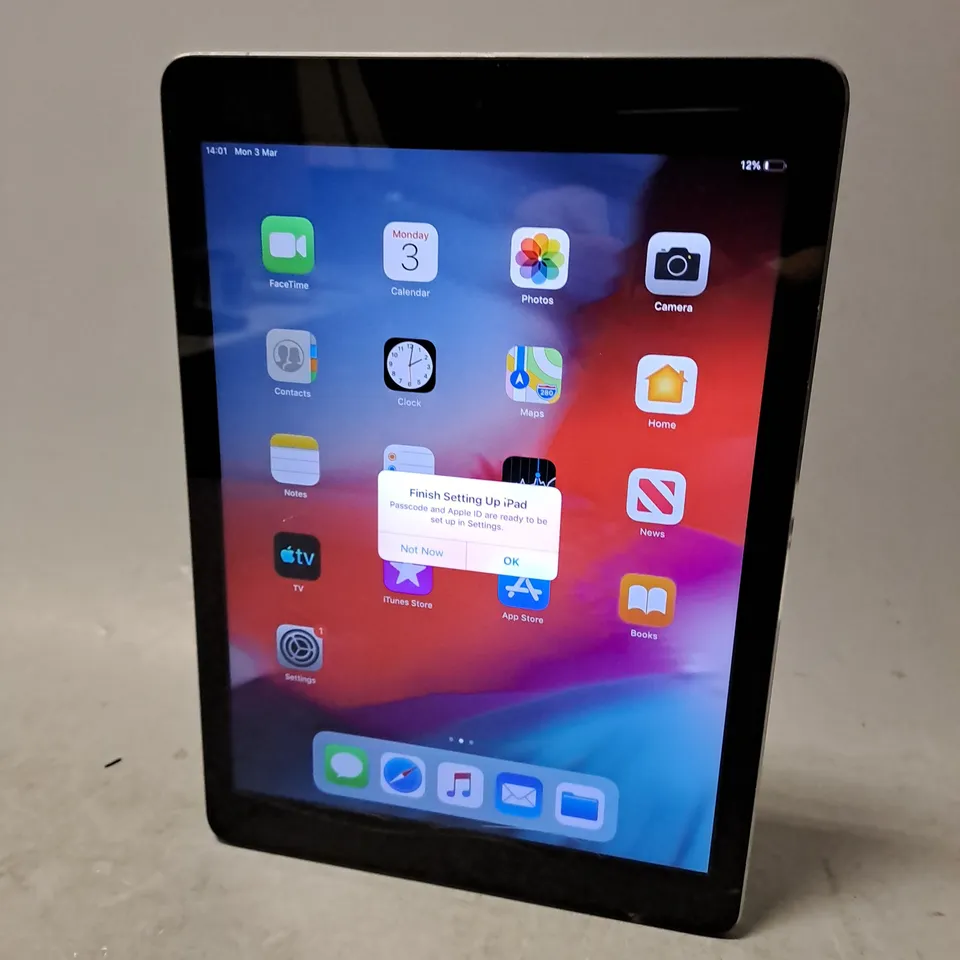 APPLE IPAD A1474