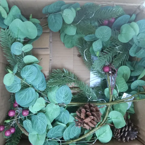 SARA DAVIES EUCALYPTUS AND BERRY PRE LIT GARLAND