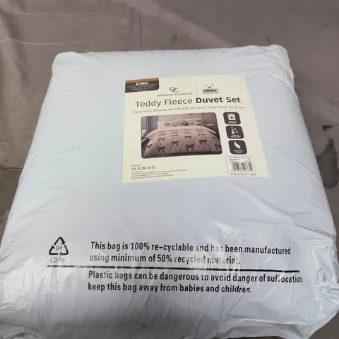 TEDDY FLEECE DUVET SET - KING SIZE