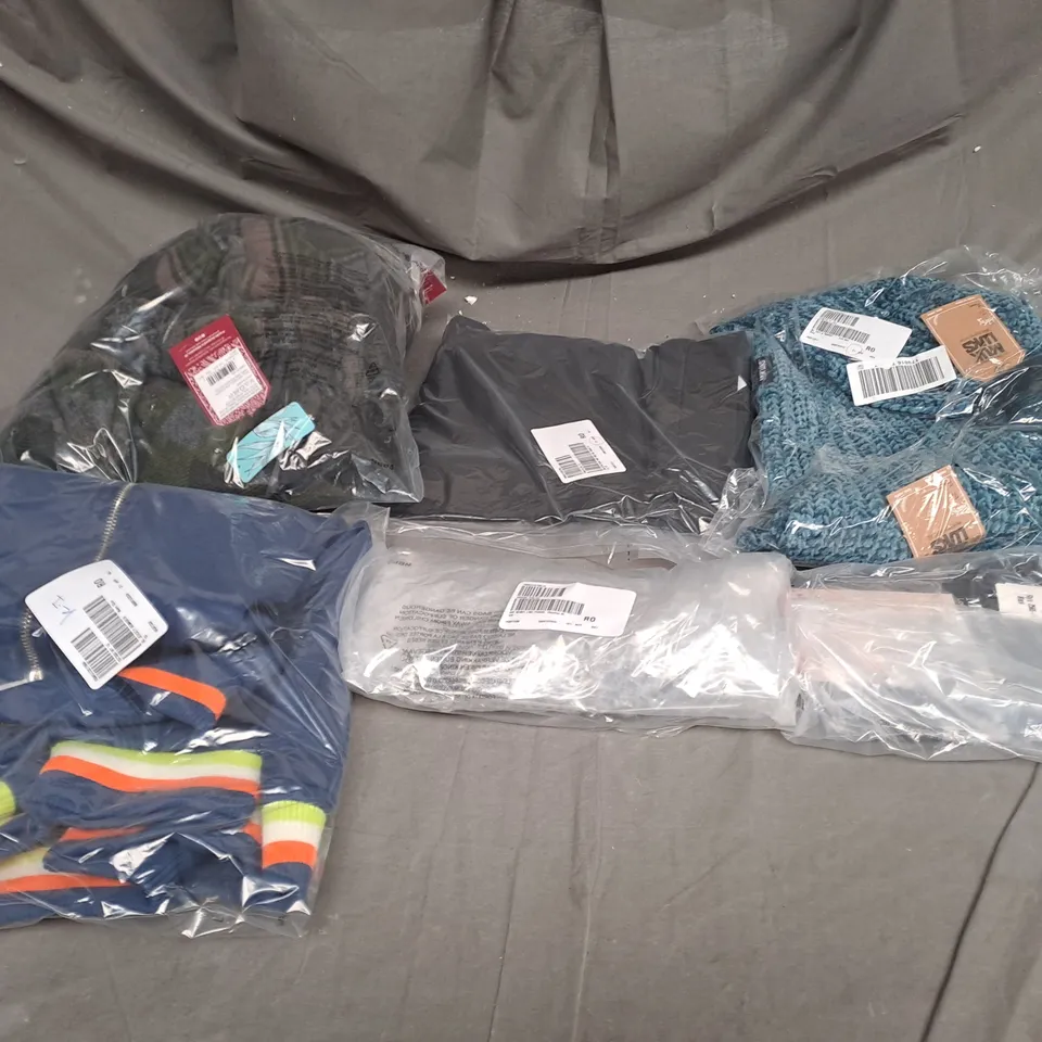 BOX OF ASSORTED CLOTHING ITEMS TOO INCLUDE COATS , TOPS, AND TROUSERS   ETC. 