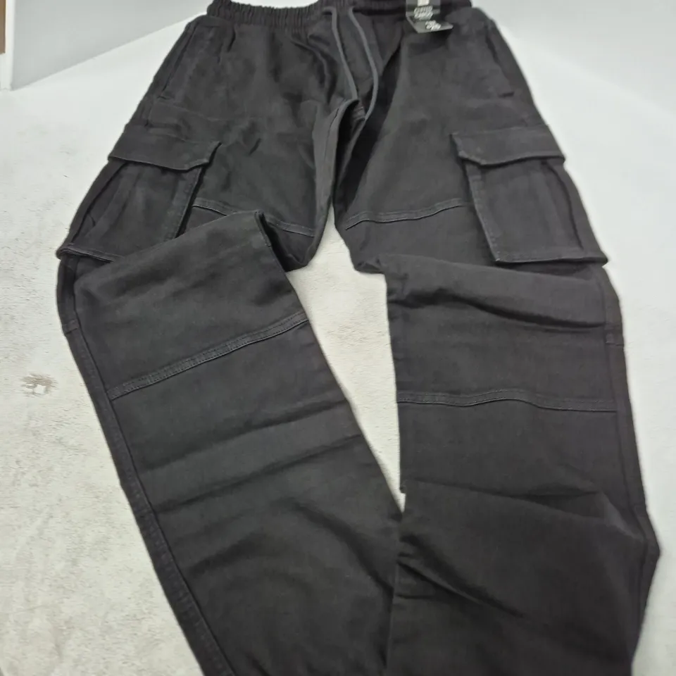 F&F Cuffed Cargo Trousers Black UK 34 Waist, 32in Leg