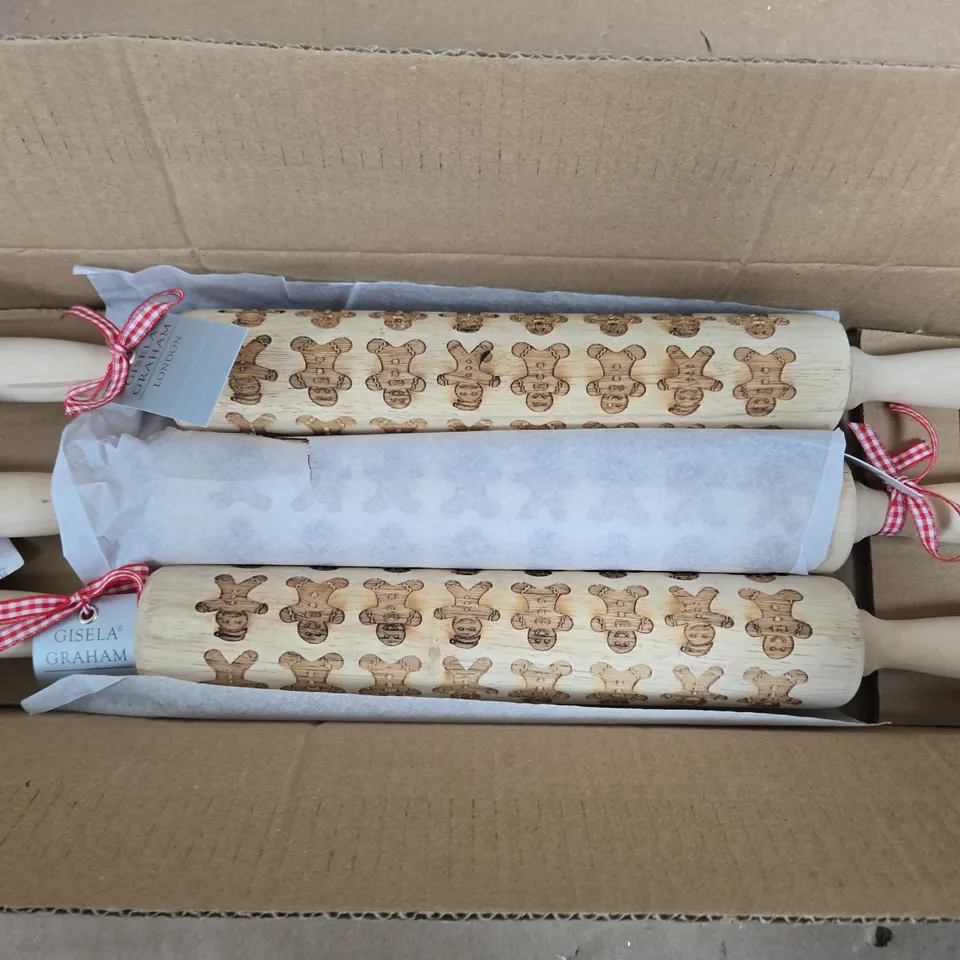 3 GISELA GRAHAM GINGERBREAD MEN ROLLING PINS