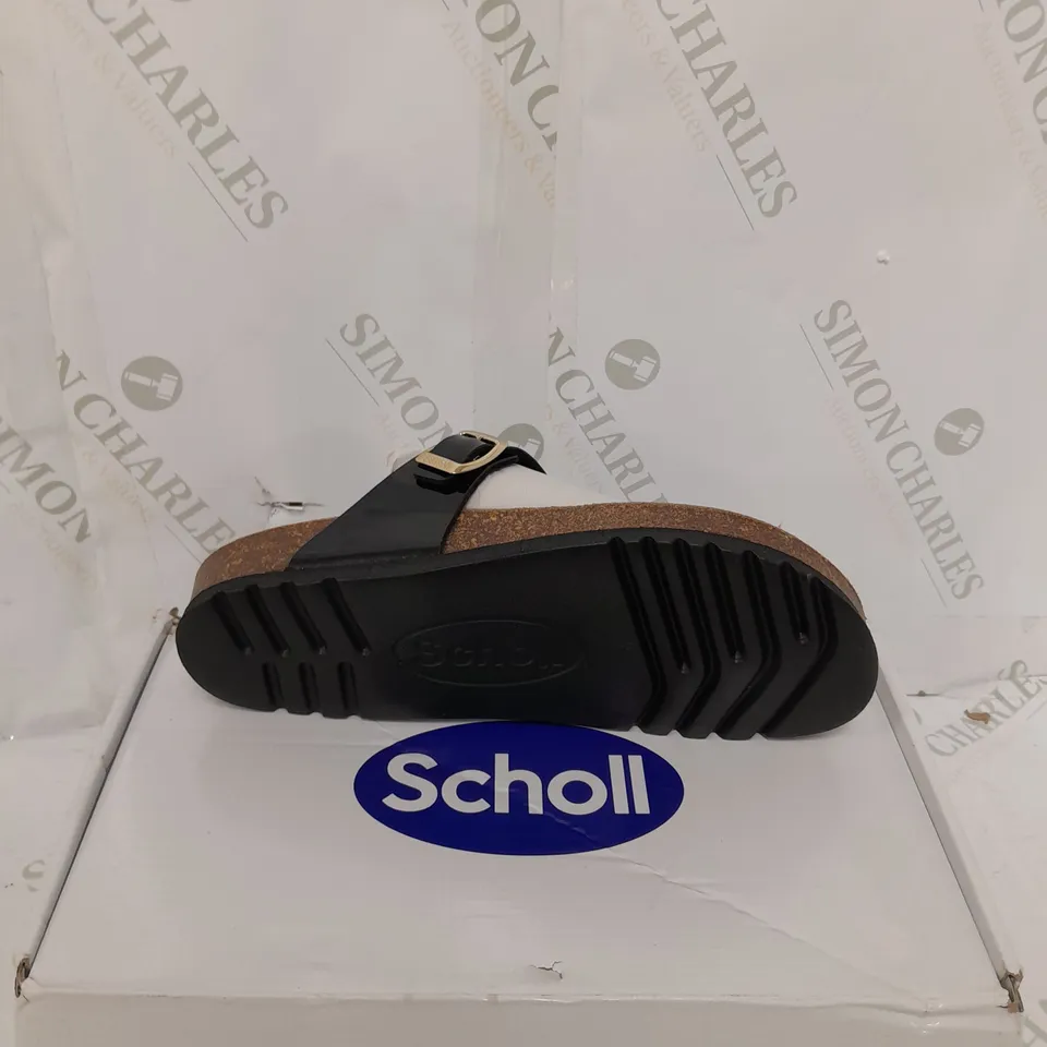 BOXED PAIR OF SCHOLL SANDALS IN BLACK SIZE 6 