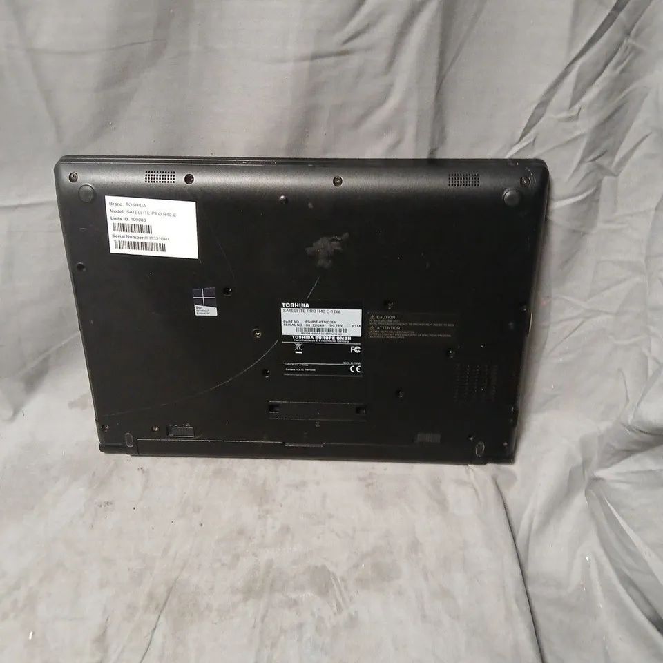 TOSHIBA SATELLITE PRO R40-C LAPTOP (BLACK)