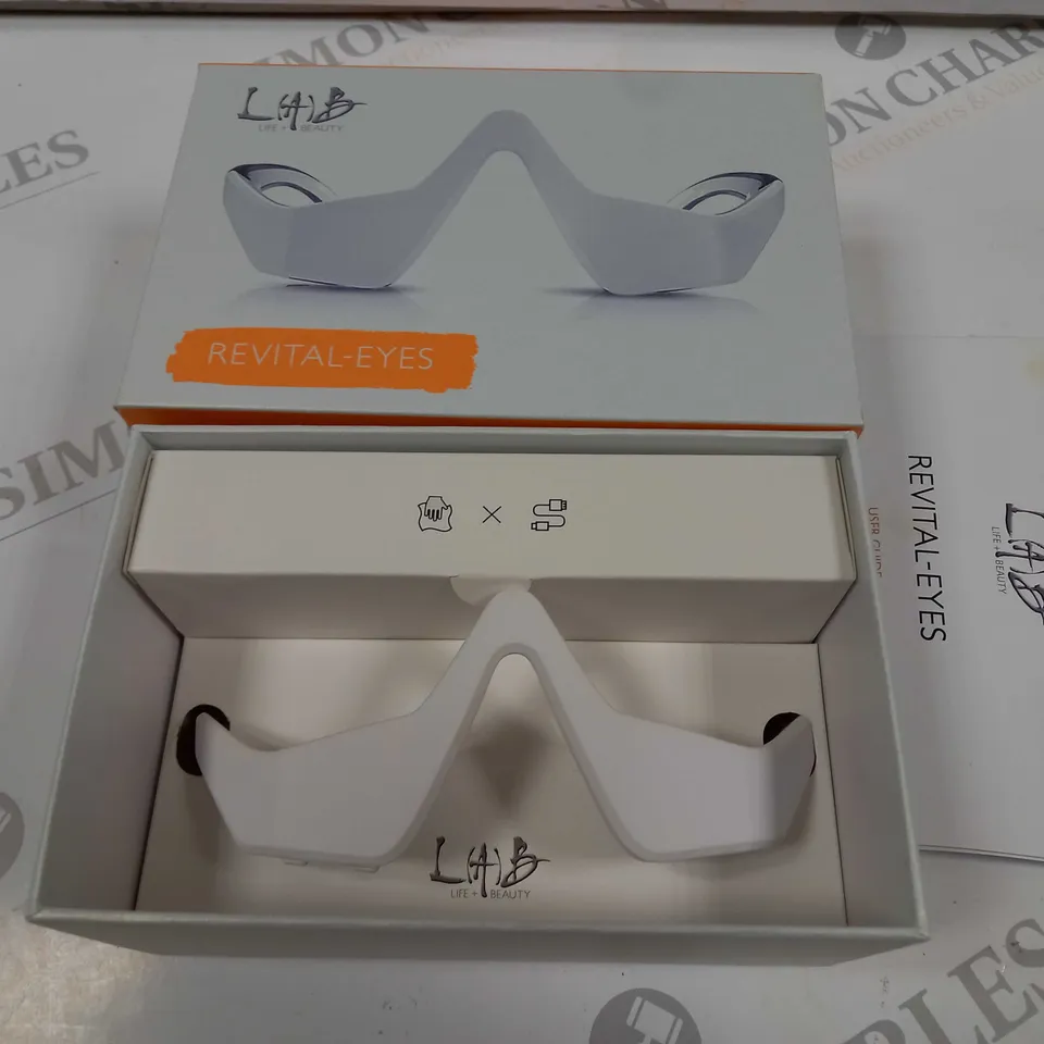 BOXED LAB REVITAL EYE LED+ MICRO CURRENT EYE