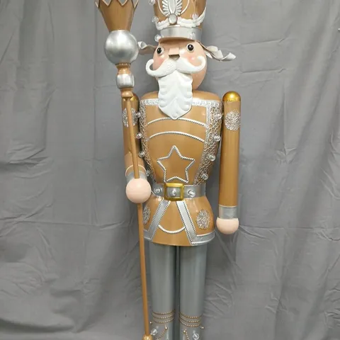 BOXED THREE KINGS INLIT GIANT NUTCRACKER