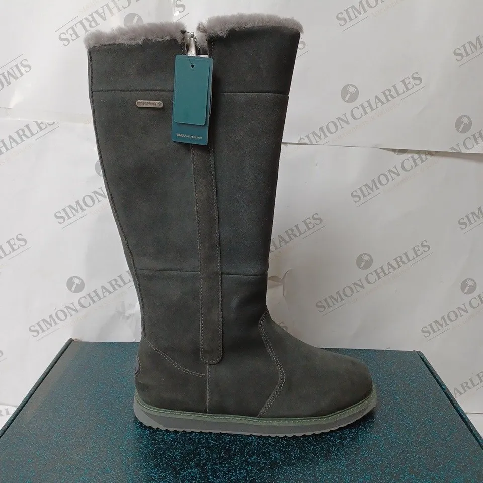 EMU AUSTRALIA "MOONTA" KNEE HIGH BOOTS - UK SIZE 6, DARK GREY - UNBOXED