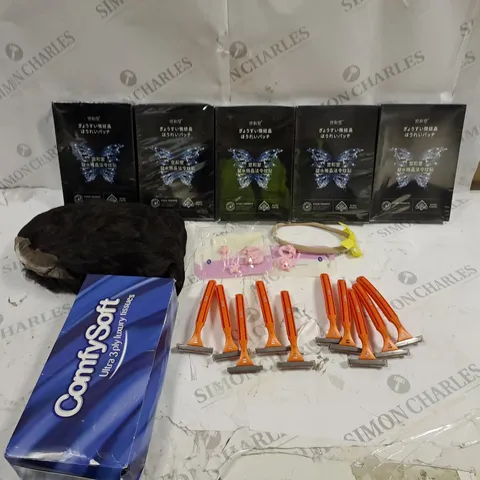 BOX OF APPROXIMATLY 20 ITEMS TO INCLUDE RAZORS, HAIR GRIPS, BOBBLES ETC
