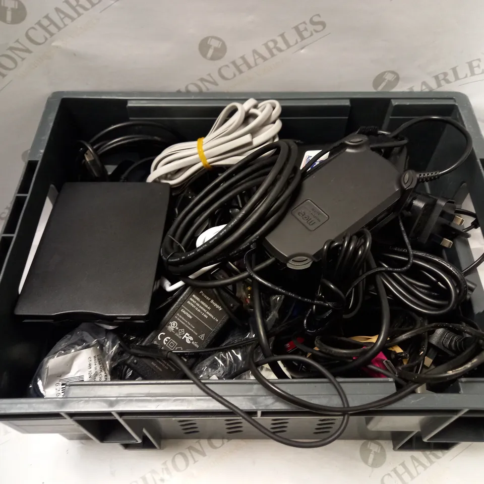 LARGE QUANTITY OF ELECTRICALS & ELECTRICAL CABLES OF VARIOUS TYPES TO INCLUDE DISKETTE DRIVE, USB-C POWER ADAPTER, SKY BOX CABLE, ETC