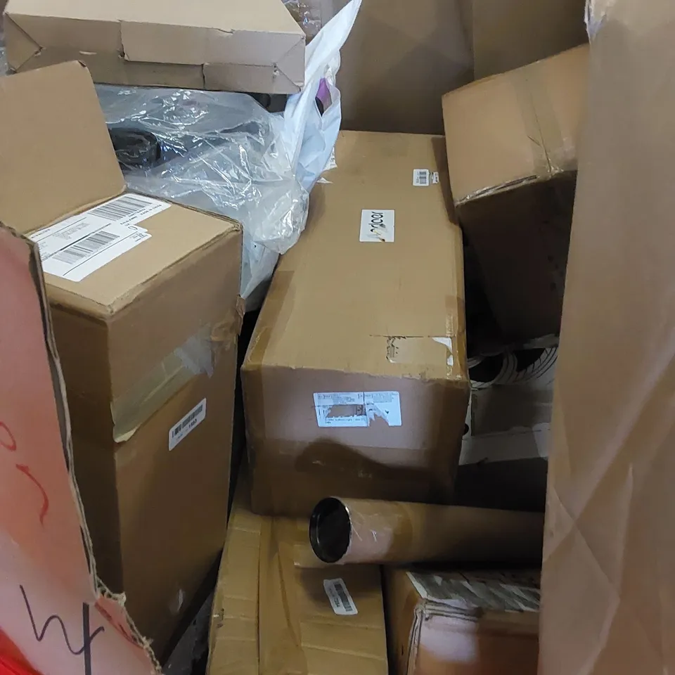 PALLET CONTAINING HOUSEHOLD AND CONSUMER PRODUCTS. INCLUDES EXERCISE MAT, COUNTERBALANCE MONITOR ARM, CEILING FAN/LIGHT ETC 
