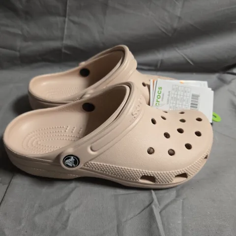 PAIR OF CLASSIC CROC CLOGS - UK SIZE M3 / W4