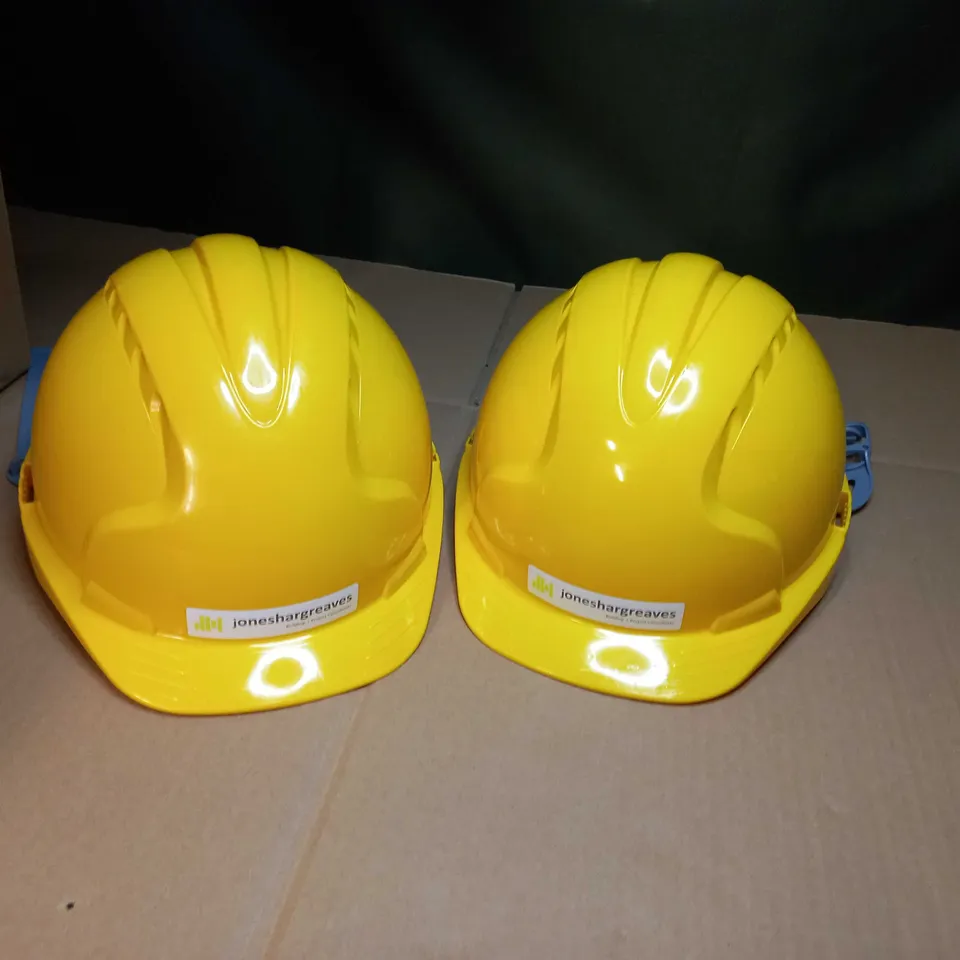 LOT OF APPROX 6 YELLOW JONESHARGEAVES HARD HATS