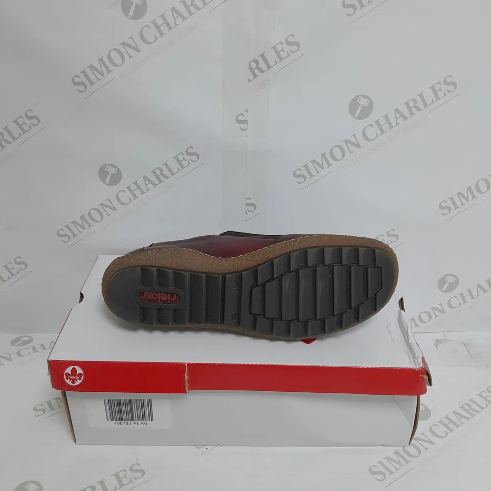 RIEKER ZIPPER SHOE SIZE 6
