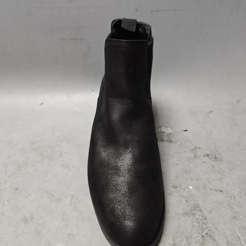 BECKETT BLACK SLIP ON BOOTS - SIZE 9 