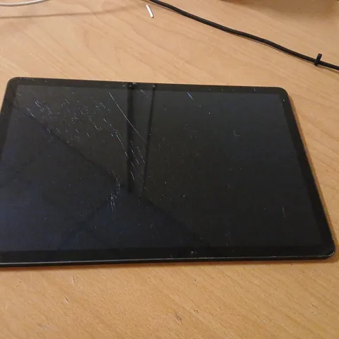 SAMSUNG GALAXY TABLET – BLACK, CRACKED SCREEN 