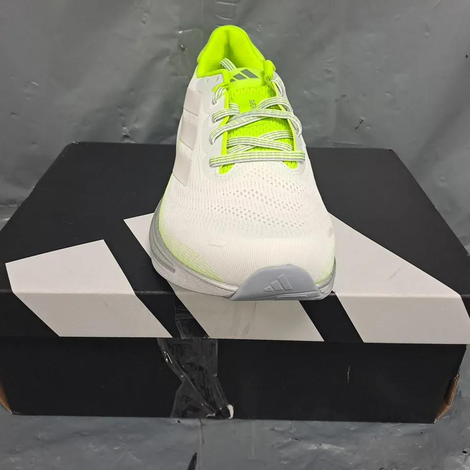 BOXED PAIR OF ADIDAS SUPERNOVA RISE 2 SHOES IN WHITE/GREEN SIZE UK 7