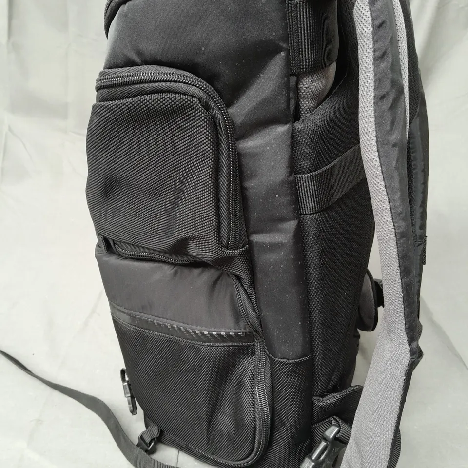 BLACK MANFROTTO RUCKSACK 