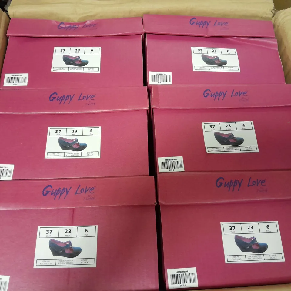 6 BOXED GUPPY LOVE BY BLOWFISH WOMENS CASUAL RAISED HEEL SHOES IN GREY/BLACK - US 6
