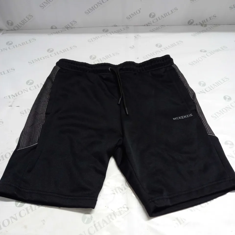 MENS MCKENZIE SHORTS SIZE L