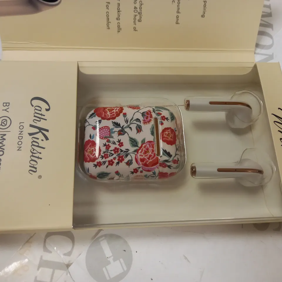 CATH KIDSTON TRUE WIRELESS EARBUDS