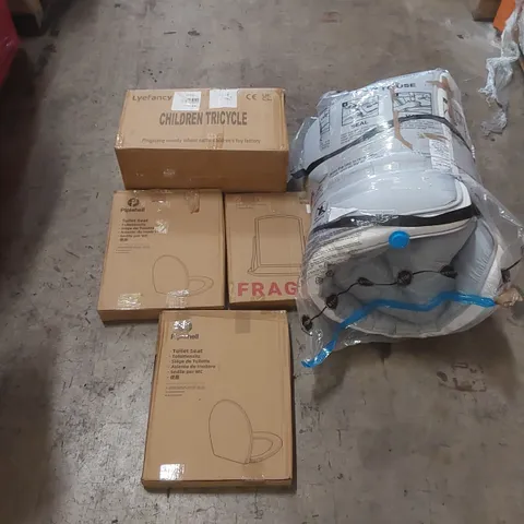 PALLET OF ASSORTED ITEMS INCLUDING: MATTRESS TOPPER, TOILET SEATS, CHILDREN'S TRICYCLE, DRESSING TABLE MIRROR ECT