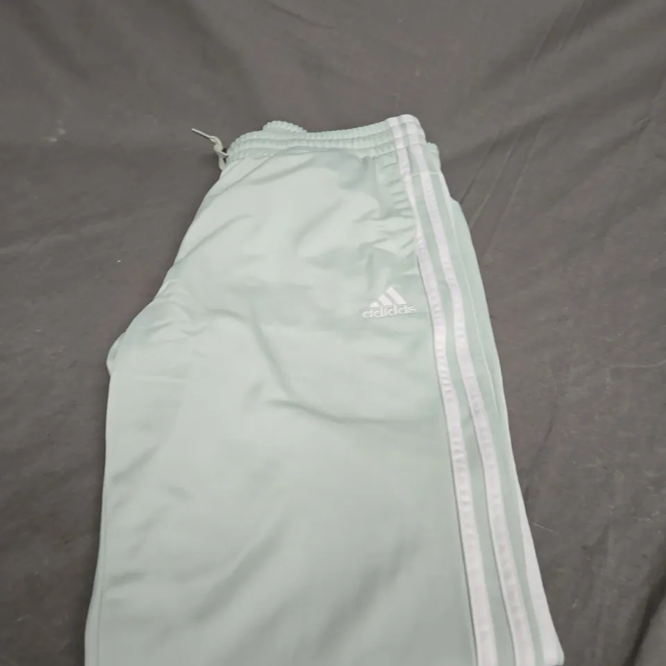 ADIDAS TRACKSUIT BOTTOMS SIZE L