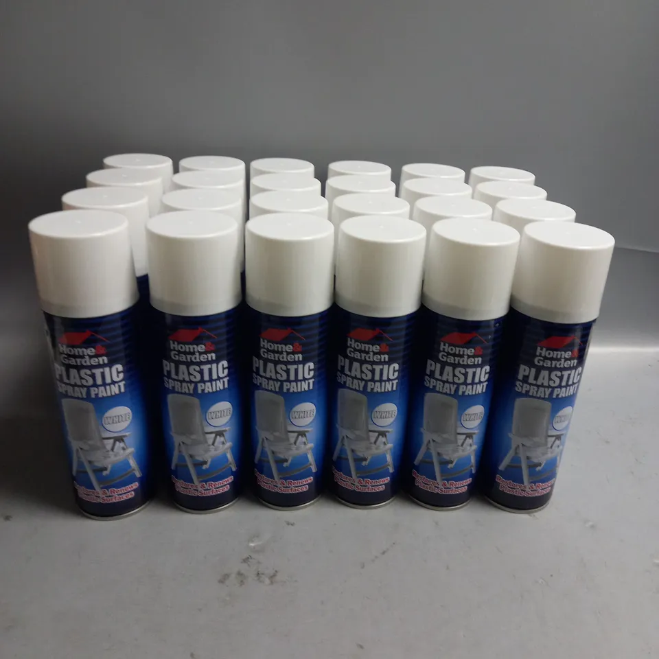 BOXED LOT OF 24 HOME & GARDEN PLASTIC SPRAY PAINT WHITE 300ML