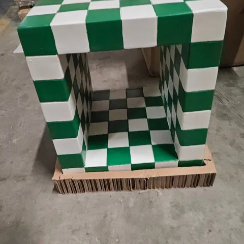 BOXED BRAND NEW GEORGE HOME GREEN TILE SIDE TABLE