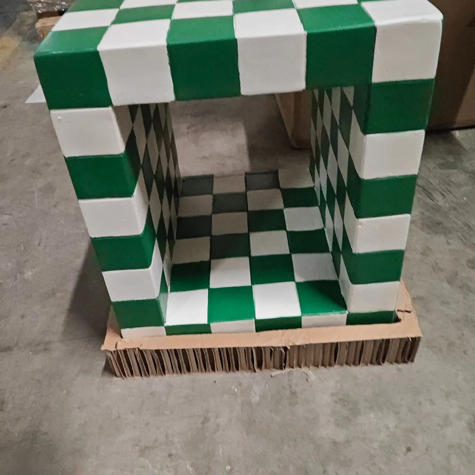 BOXED BRAND NEW GEORGE HOME GREEN TILE SIDE TABLE 