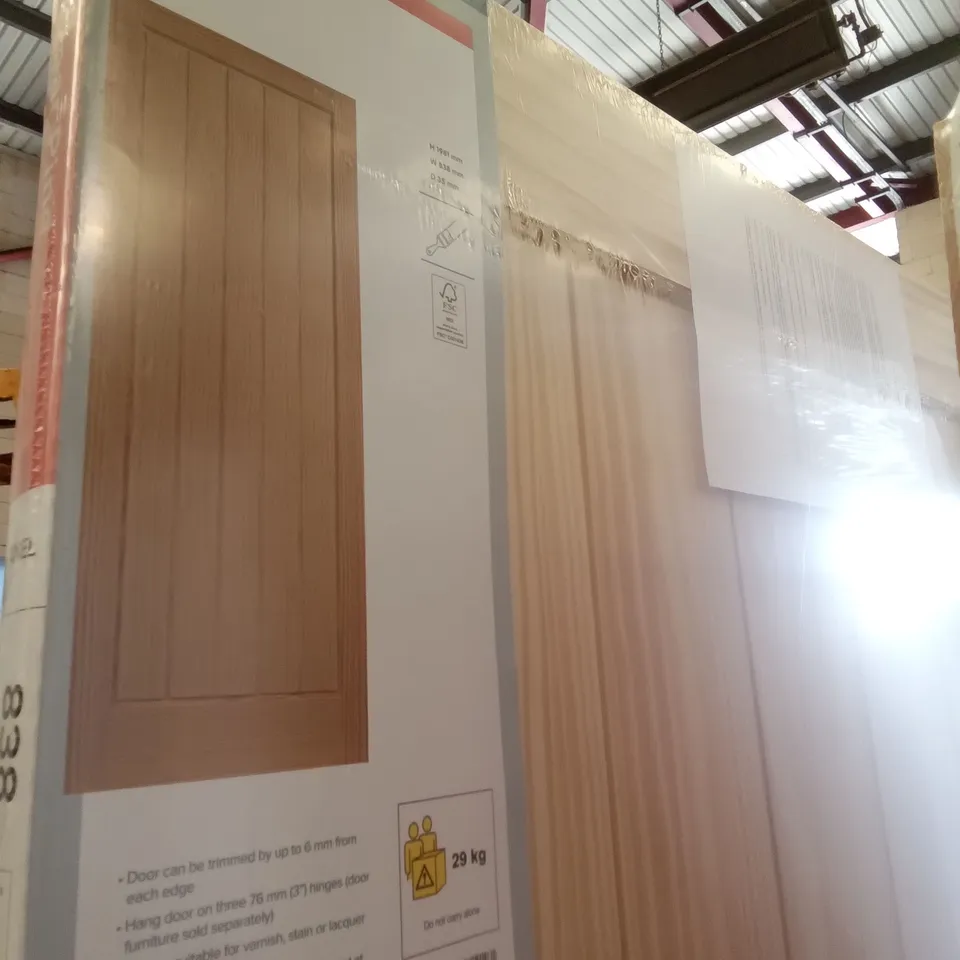 PACKAGED 1981 X 838MM COTTAGE CLEAR PINE INTERNAL DOOR