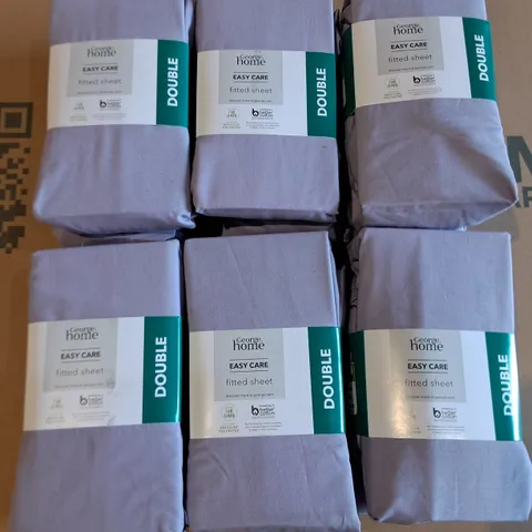 LOT OF APPROXIMATELY 18 DOUBLE FITTED BEDDING SHEETS IN PURPLE