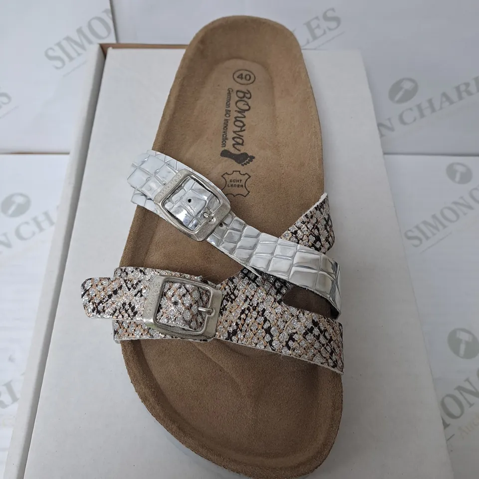 BOXED SILVER CROCODILE STRAP SANDLES SIZE 7