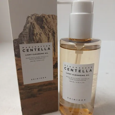 BOXED SKIN1004 MADAGASCAR CENTELLA LIGHT CLEANSING OIL 200ML