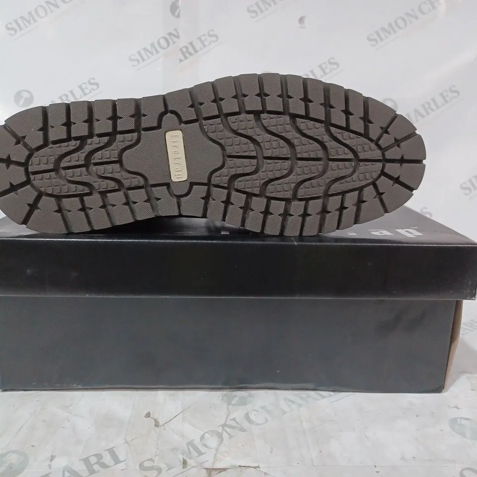 BOXED PAIR OF FIRETRAP AUBIN SHOES IN CAMEL COLOUR UK SIZE 10