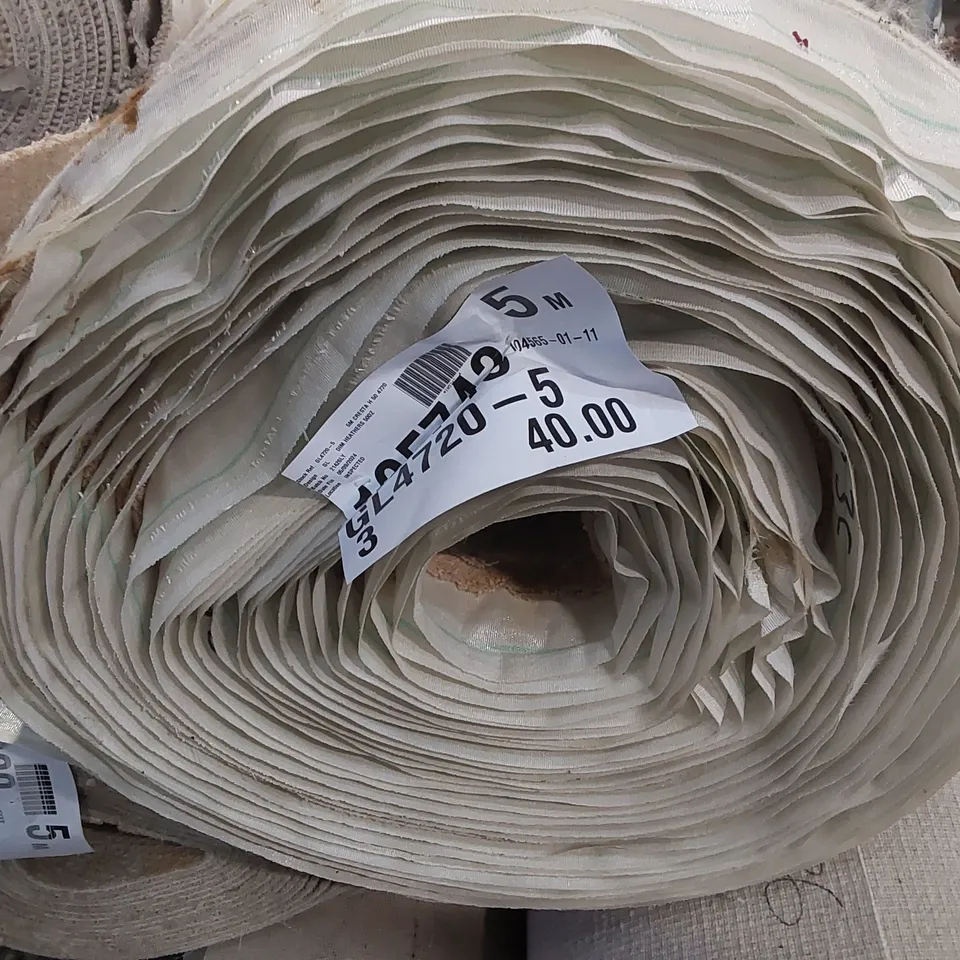 ROLL OF QUALITY CRESTA 4720 DIM HEATHERS CARPET - APPROXIMATELY 5 x 40m