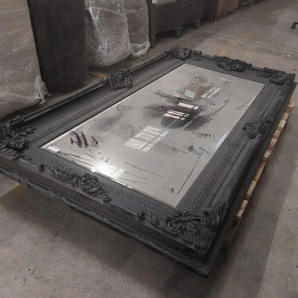 DESIGNER VALOIS LEANER MIRROR - BLACK