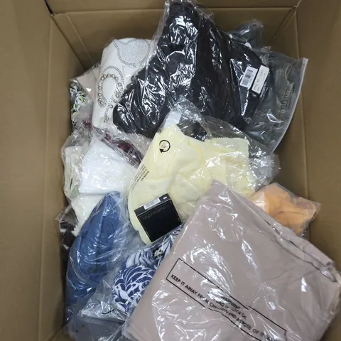 BOX OF APPROXIMATELY 25 ASSORTED CLOTHING ITEMS TO INCLUDE: CHARLOTTE WEST BLUE BLOUSE
