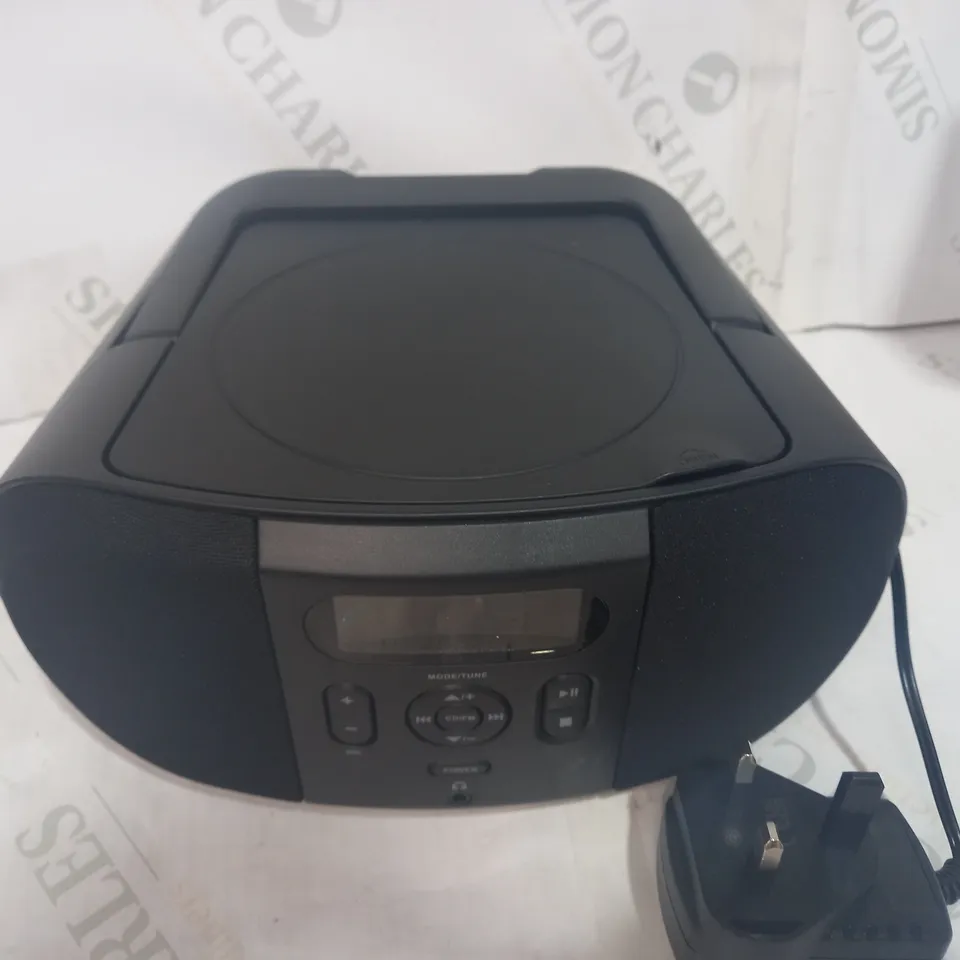 DESIGNER CD BOOMBOX IN BLACK