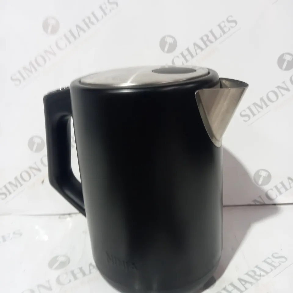 BOXED NINJA PERFECT TEMPERATURE KETTLE KT200UK