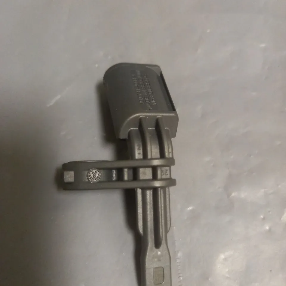VW, AUDI WHEEL SPEED SENSOR 