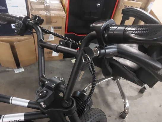 Lot 11: ZINC SPRINTR SEATED ELECTRIC SCOOTER - 5393653 | Simon Charles ...