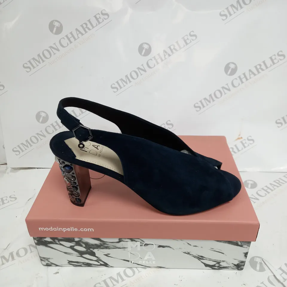 MODA MELONI HEEL SHOES SIZE 7