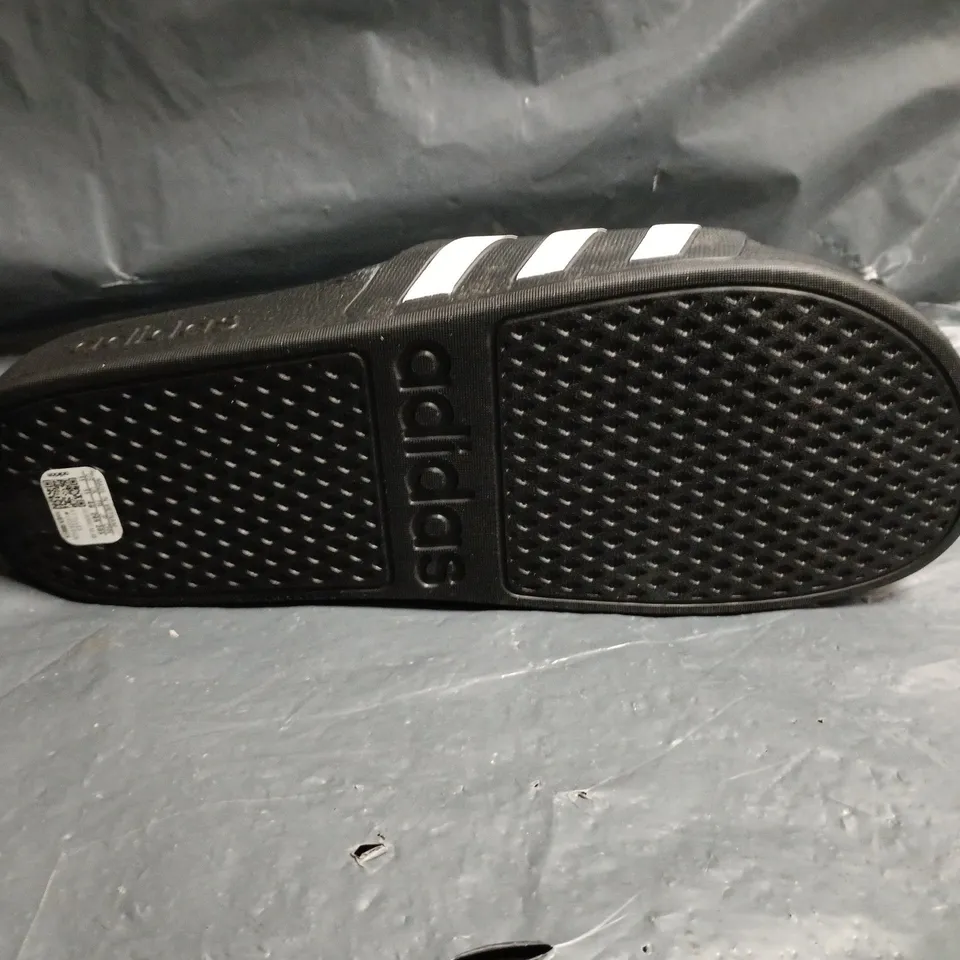 ADIDAS SLIDES – BLACK WITH WHITE STRIPES SIZE 11