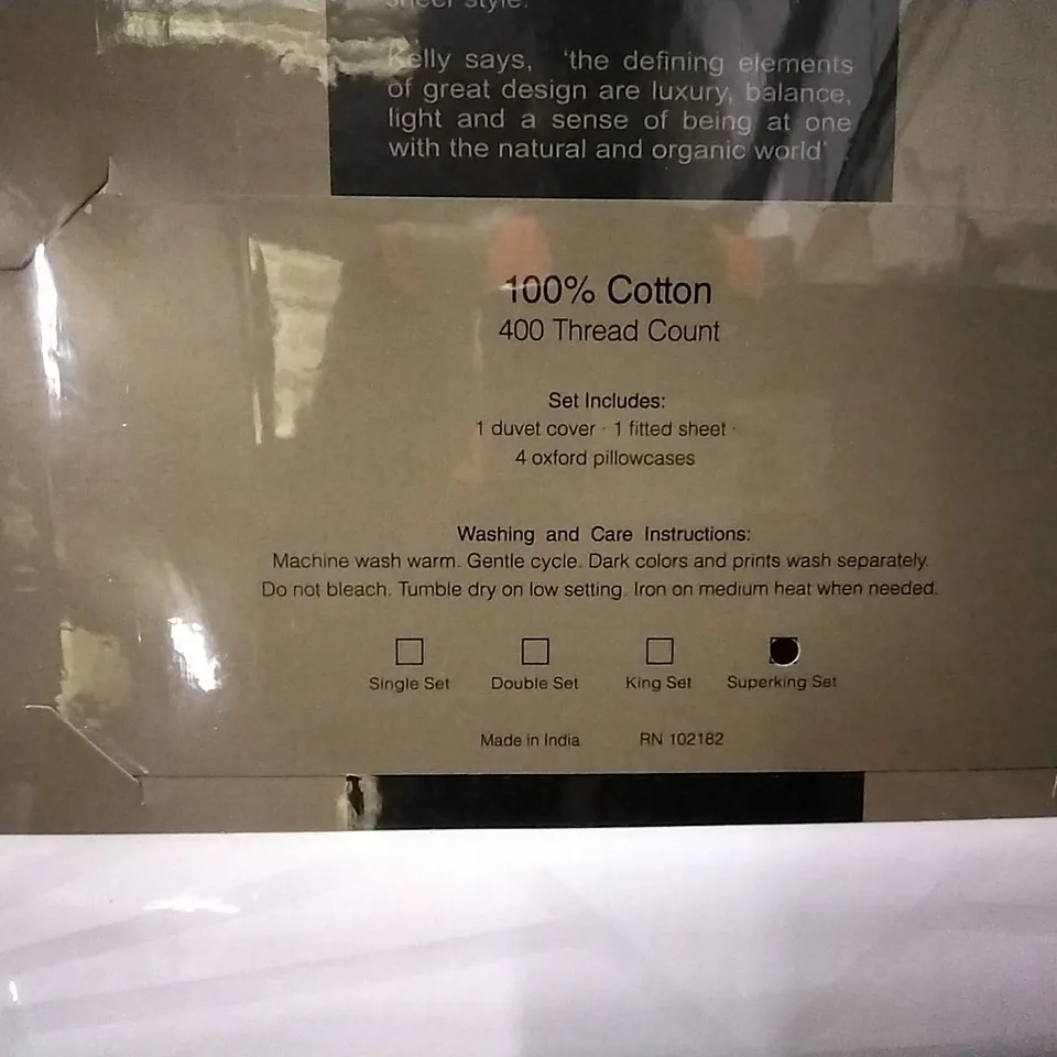 BRAND NEW KELLY HOPPEN DUVET SET , WHITE , SUPERKING 