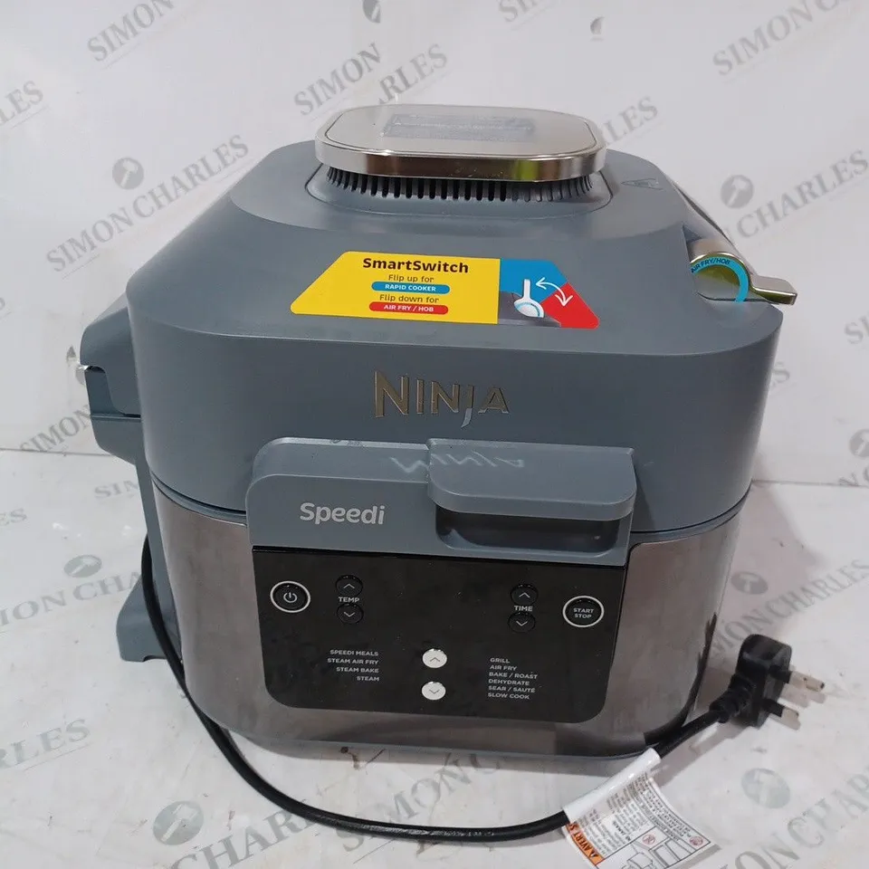 BOXED NINJA SPEEDI 10-IN-1 5.7L RAPID-COOKER & AIR FRYER ON400UK