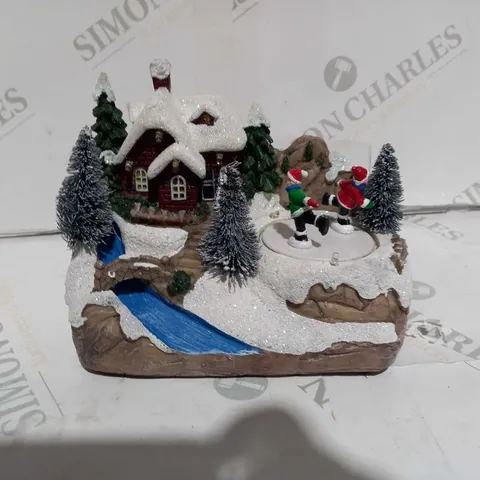 CHRISTMAS ICE SKATING DECORATION ORNAMENT 