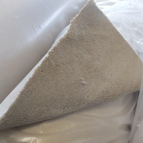 ROLL OF QUALITY NEW EC HEARTLAND BAYTON CARPET - APPROXIMATELY 4.55 x 5m