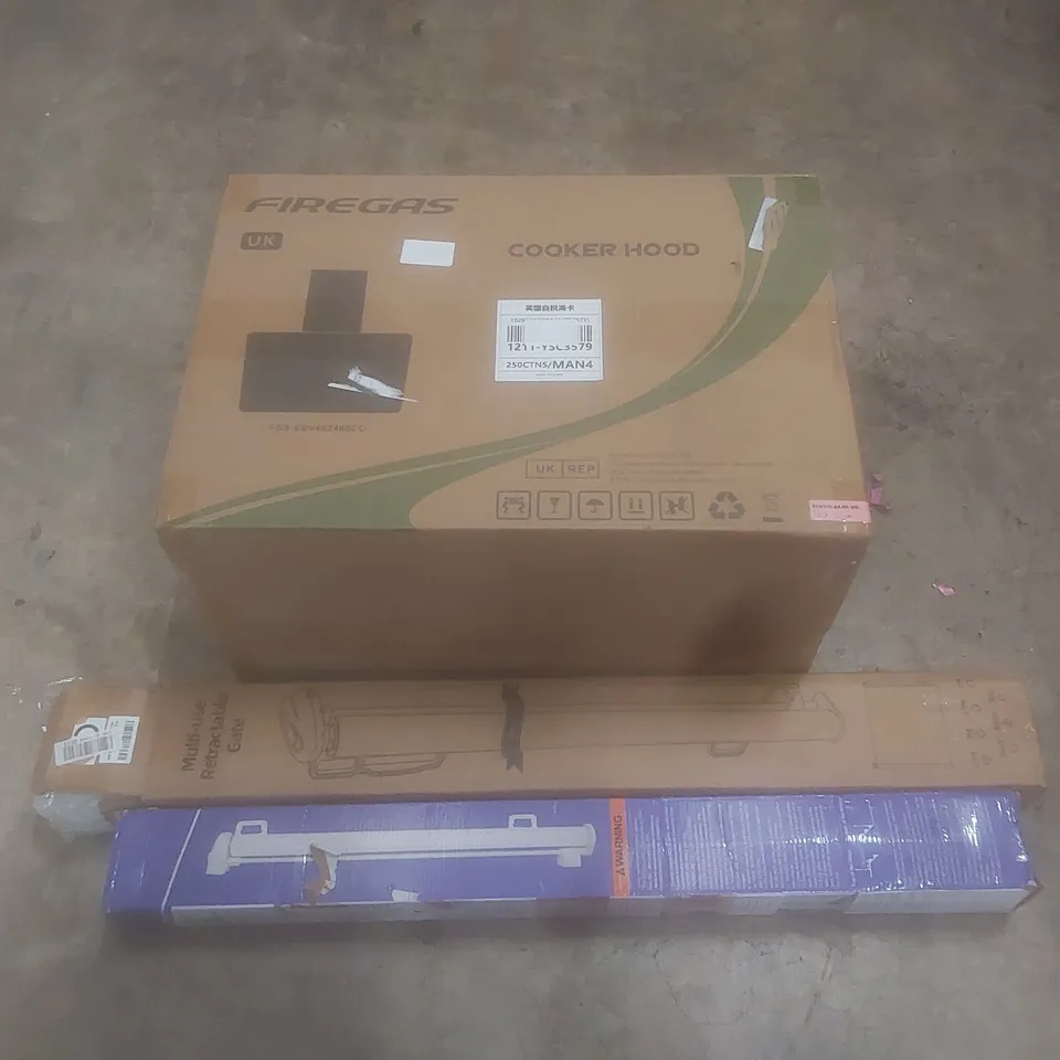 PALLET OF ASSORTED HOUSEHOLD GOODS AND PRODUCTS TO INCLUDE; RETRACTABLE BABY GATES, COOKER HOOD, BOXED FURNITURE ETC 