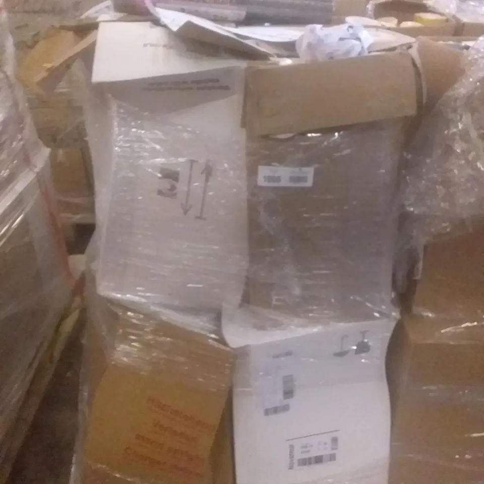 PALLET OF ASSORTED WALLPAPER 