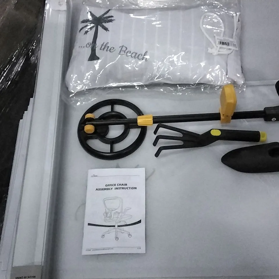 PALLET OF ASSORTED ITEMS INCLUDING A ON THE BEACH CUSHION, KIDS METAL DETECTOR SET,  ROLLER BLINDS , OFFICE CHAIR 